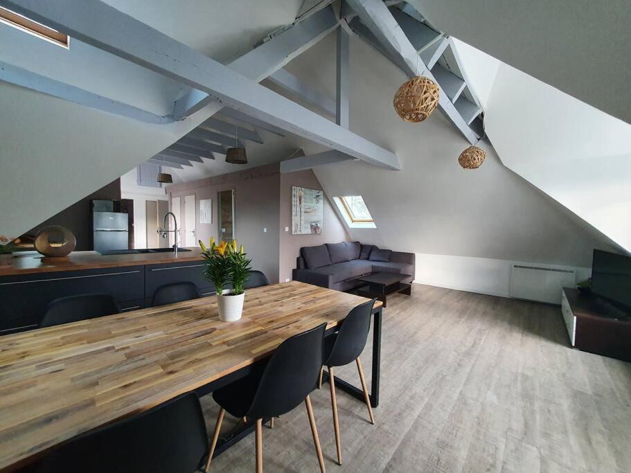 Charmant Appartement Proche Commerces Et Plages Guilvinec エクステリア 写真